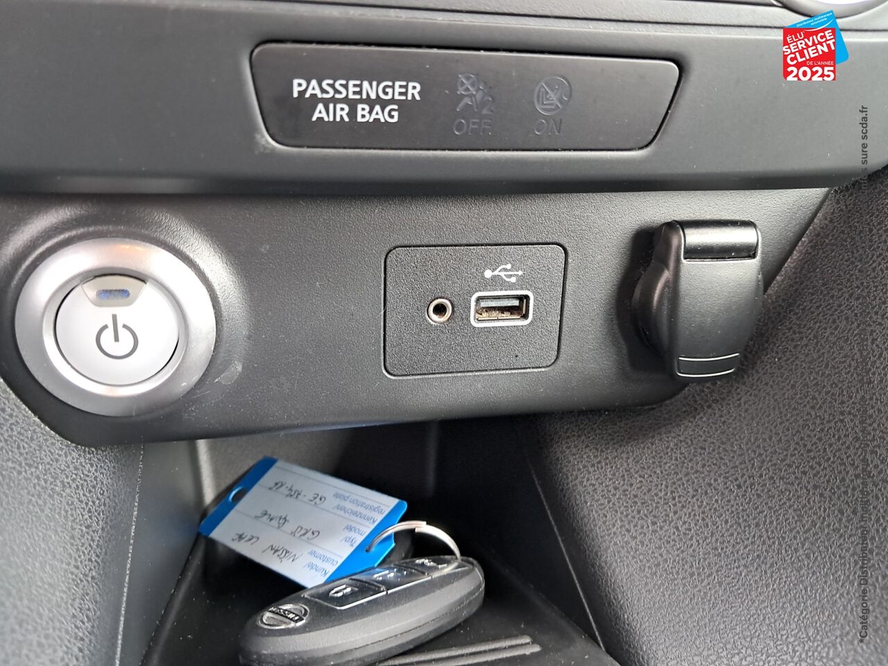 Véhicule d'occasion NISSAN LEAF 150CH 40KWH ACENTA 21.5 chez Renault Saint-Louis