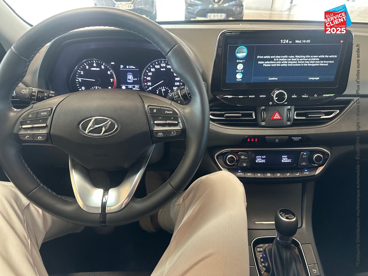 Véhicule d'occasion HYUNDAI I30 1.0 T-GDI 120CH HYBRID 48V CREATIVE DCT-7 chez Hyundai Epernay