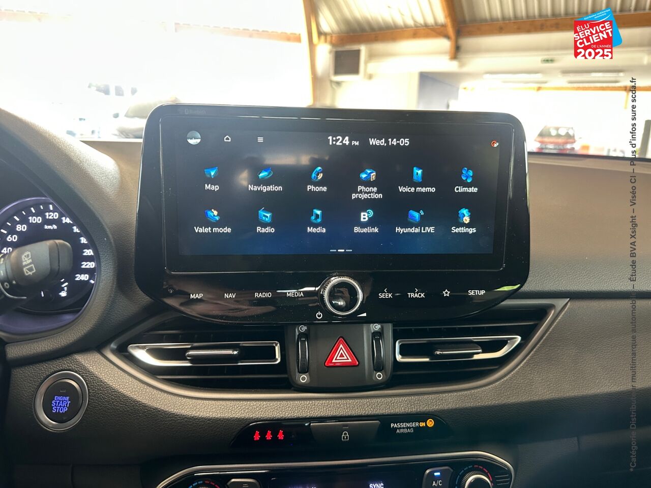 Véhicule d'occasion HYUNDAI I30 1.0 T-GDI 120CH HYBRID 48V CREATIVE DCT-7 chez Hyundai Epernay