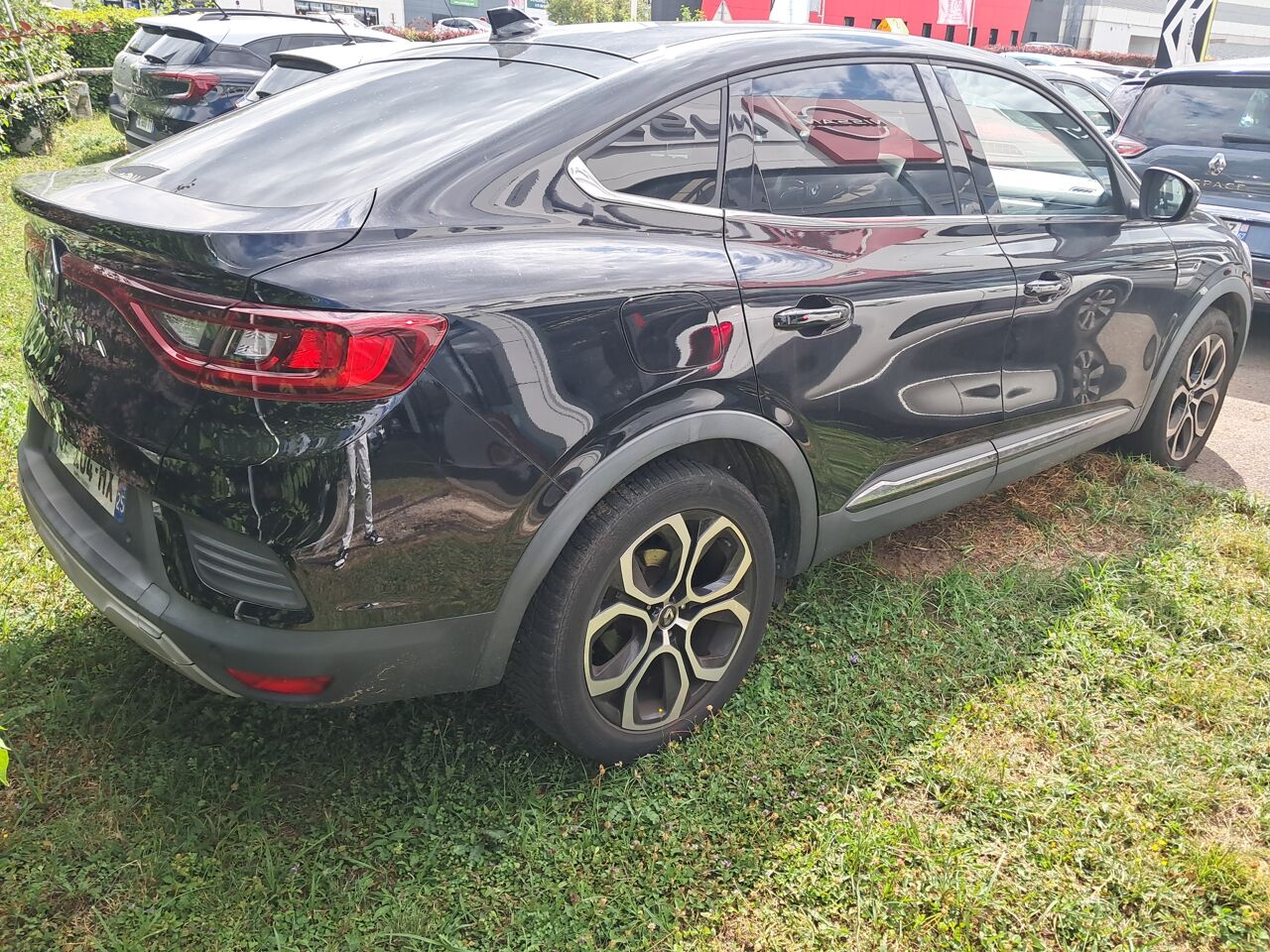 Véhicule d'occasion RENAULT ARKANA 1.3 TCE MILD HYBRID 140CH TECHNO EDC -22 GPS CAMERA chez Renault Mulhouse