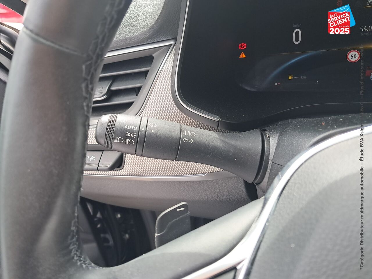 Véhicule d'occasion RENAULT ARKANA 1.3 TCE MILD HYBRID 140CH TECHNO EDC -22 GPS CAMERA chez Renault Mulhouse
