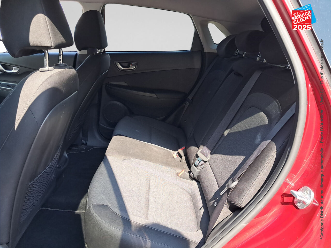 Véhicule d'occasion HYUNDAI KONA ELECTRIC 39KWH - 136 CH CREATIVE chez Hyundai Epernay