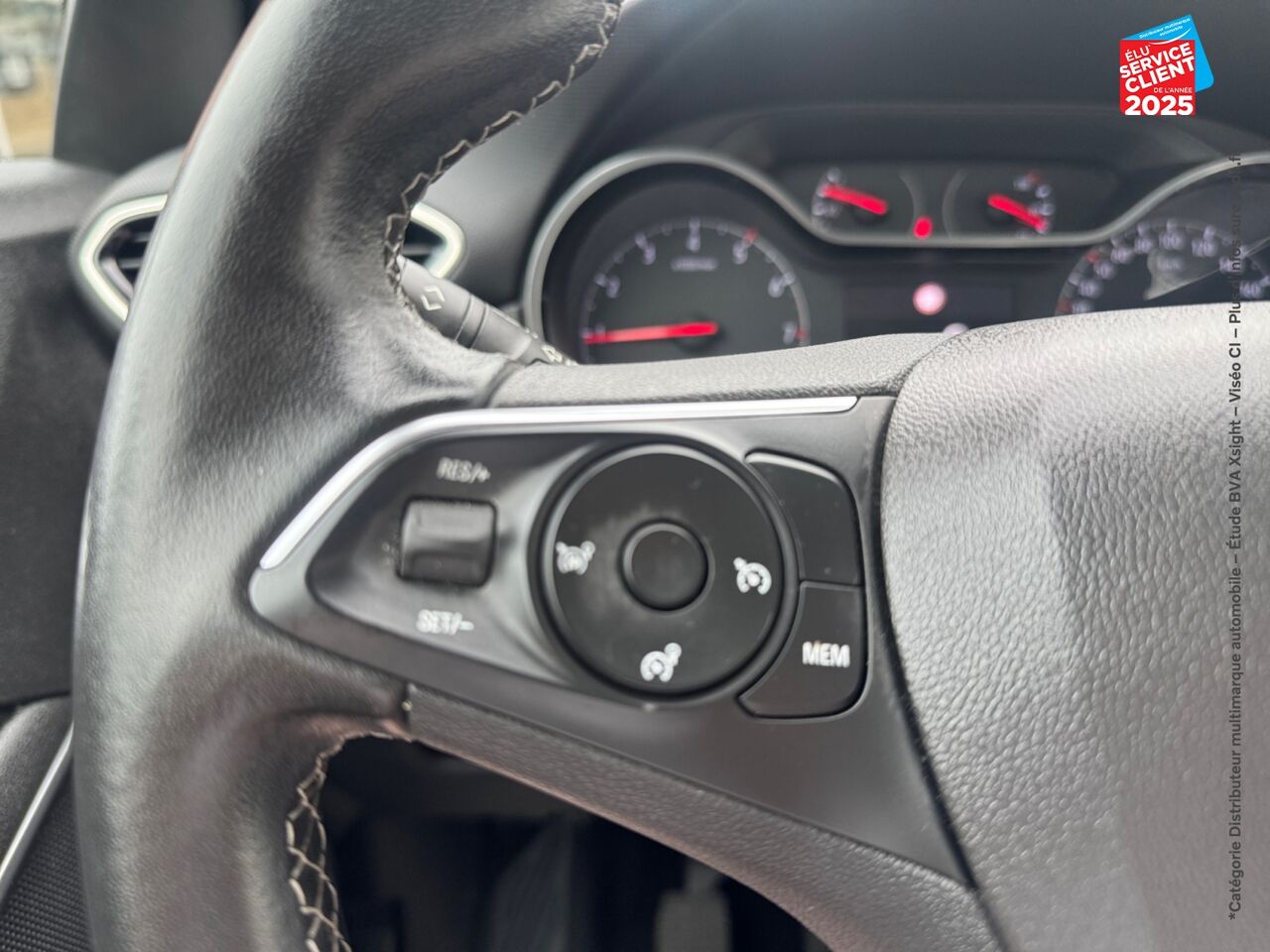 Véhicule d'occasion OPEL CROSSLAND 1.2 TURBO 110CH ELEGANCE chez Renault Sélestat