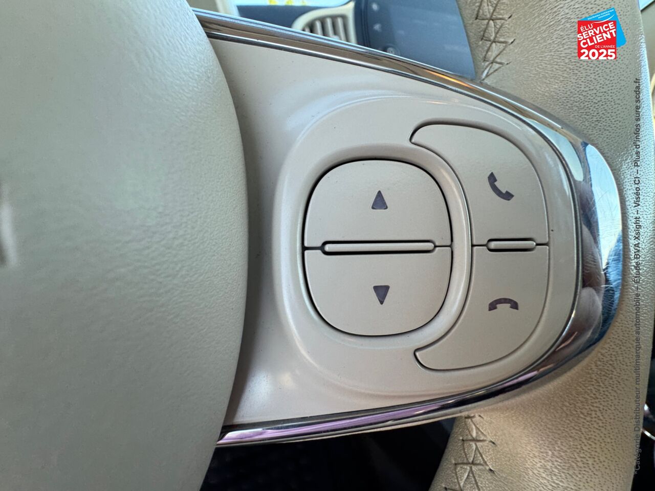 Véhicule d'occasion FIAT 500 1.2 8V 69CH LOUNGE TPANO chez Renault Sélestat