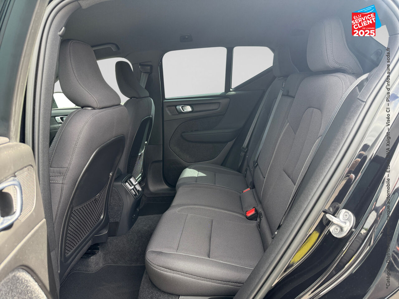 Véhicule d'occasion VOLVO XC40 RECHARGE 231CH PLUS EDT SIEGE CHAUF VOLANT CHAUF CAMERA GPS chez Volvo Epernay