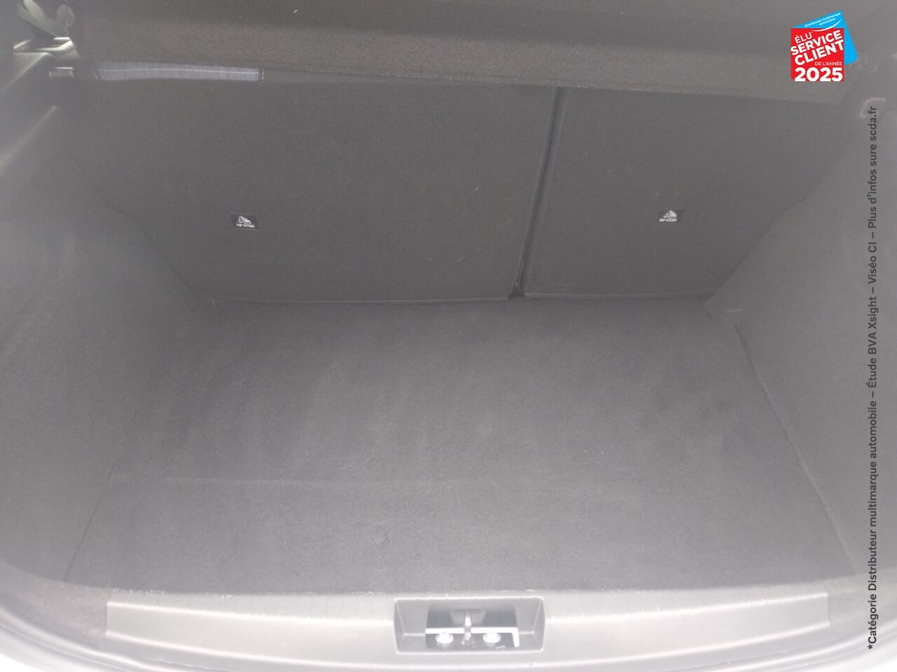 Véhicule d'occasion PEUGEOT 208 1.2 PURETECH 75CH SS LIKE chez Toyota Thionville