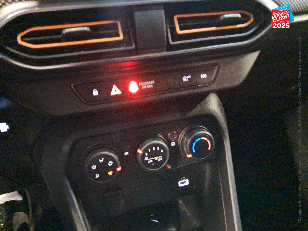 Véhicule d'occasion DACIA SANDERO 1.0 TCE 90CH STEPWAY CONFORT -22 CAMERA chez Renault Sélestat