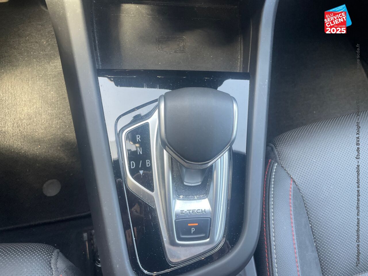 Véhicule d'occasion RENAULT ARKANA 1.6 E-TECH HYBRIDE 145CH RS LINE FAST TRACK GPS chez Renault Sélestat