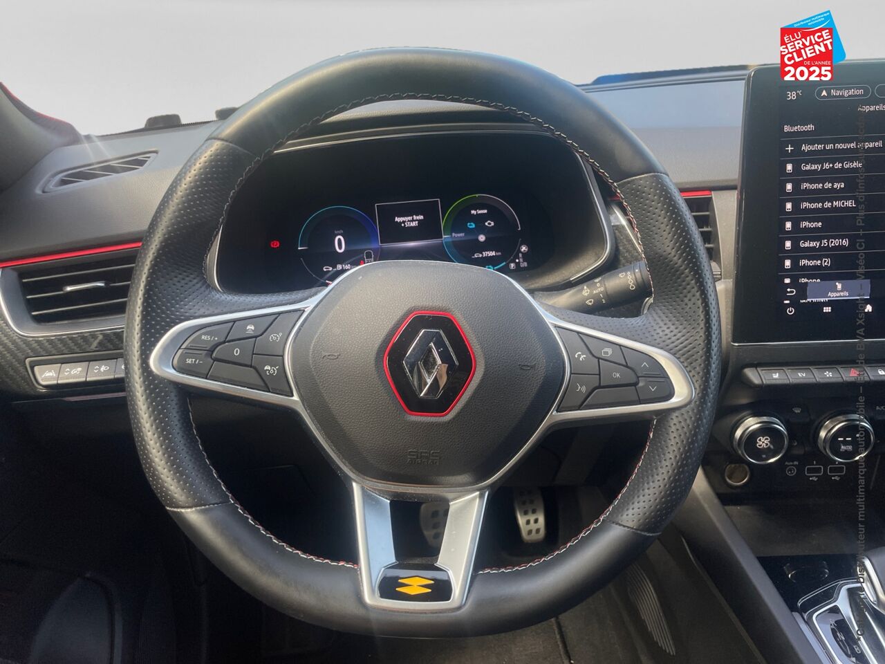 Véhicule d'occasion RENAULT ARKANA 1.6 E-TECH HYBRIDE 145CH RS LINE FAST TRACK GPS chez Renault Sélestat