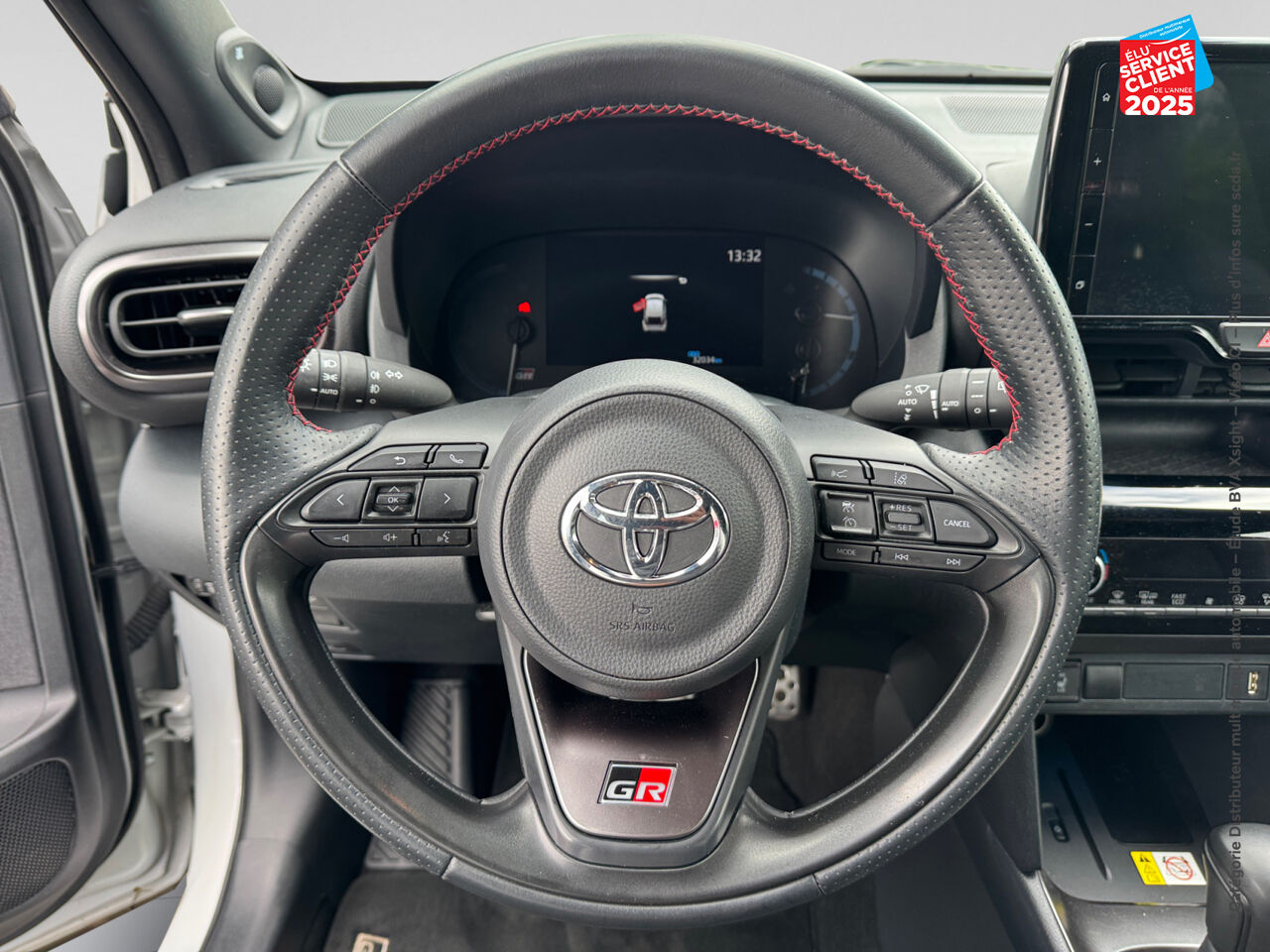Véhicule d'occasion TOYOTA YARIS CROSS 116H GR SPORT MY22 chez Dacia Montbéliard