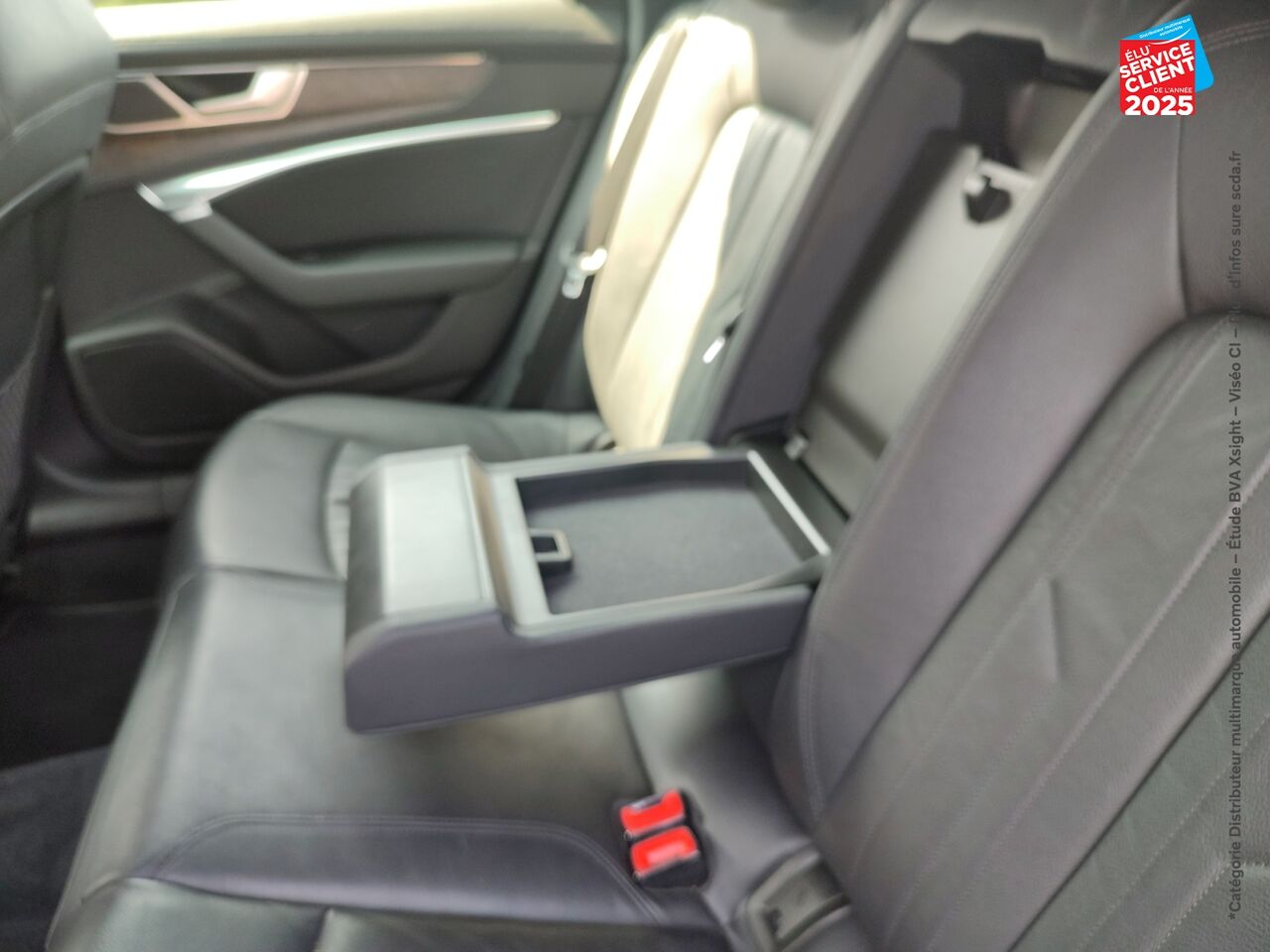 Véhicule d'occasion AUDI A6 AVANT 45 TDI 231CH AVUS QUATTRO TIPTRONIC SIEGE CHAUF CAMERA GPS ATTELAGE chez BMW Lons le Saunier