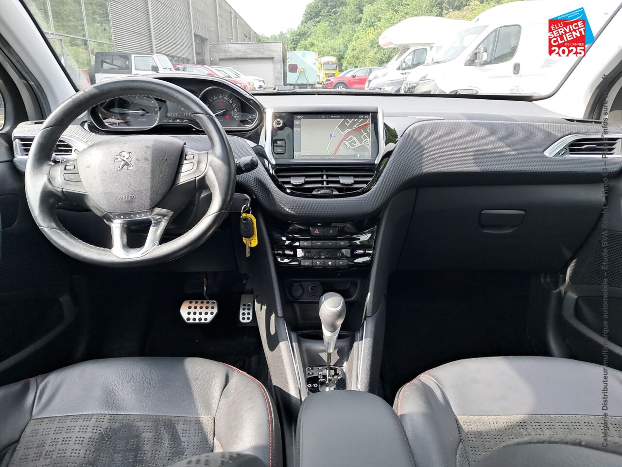 Véhicule d'occasion PEUGEOT 208 1.2 PURETECH 110CH FELINE SS EAT6 5CV 5P chez Renault Sélestat