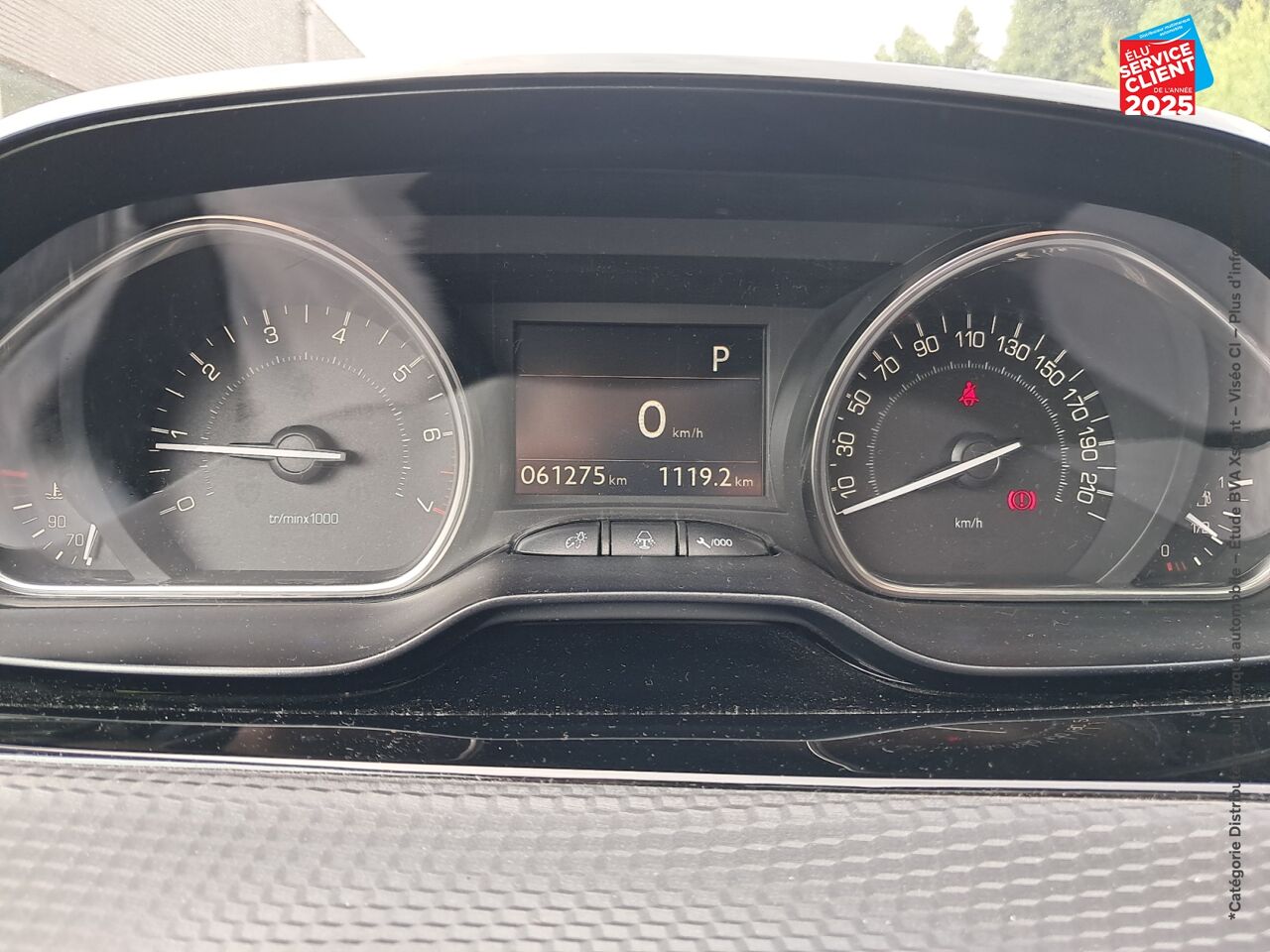 Véhicule d'occasion PEUGEOT 208 1.2 PURETECH 110CH FELINE SS EAT6 5CV 5P chez Renault Sélestat