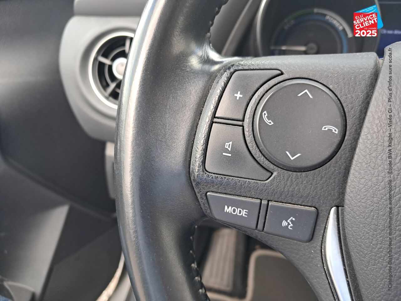 Véhicule d'occasion TOYOTA AURIS TOURING SPORTS HSD 136H TECHNOLINE RC18 GPS CAMERA chez Toyota Forbach