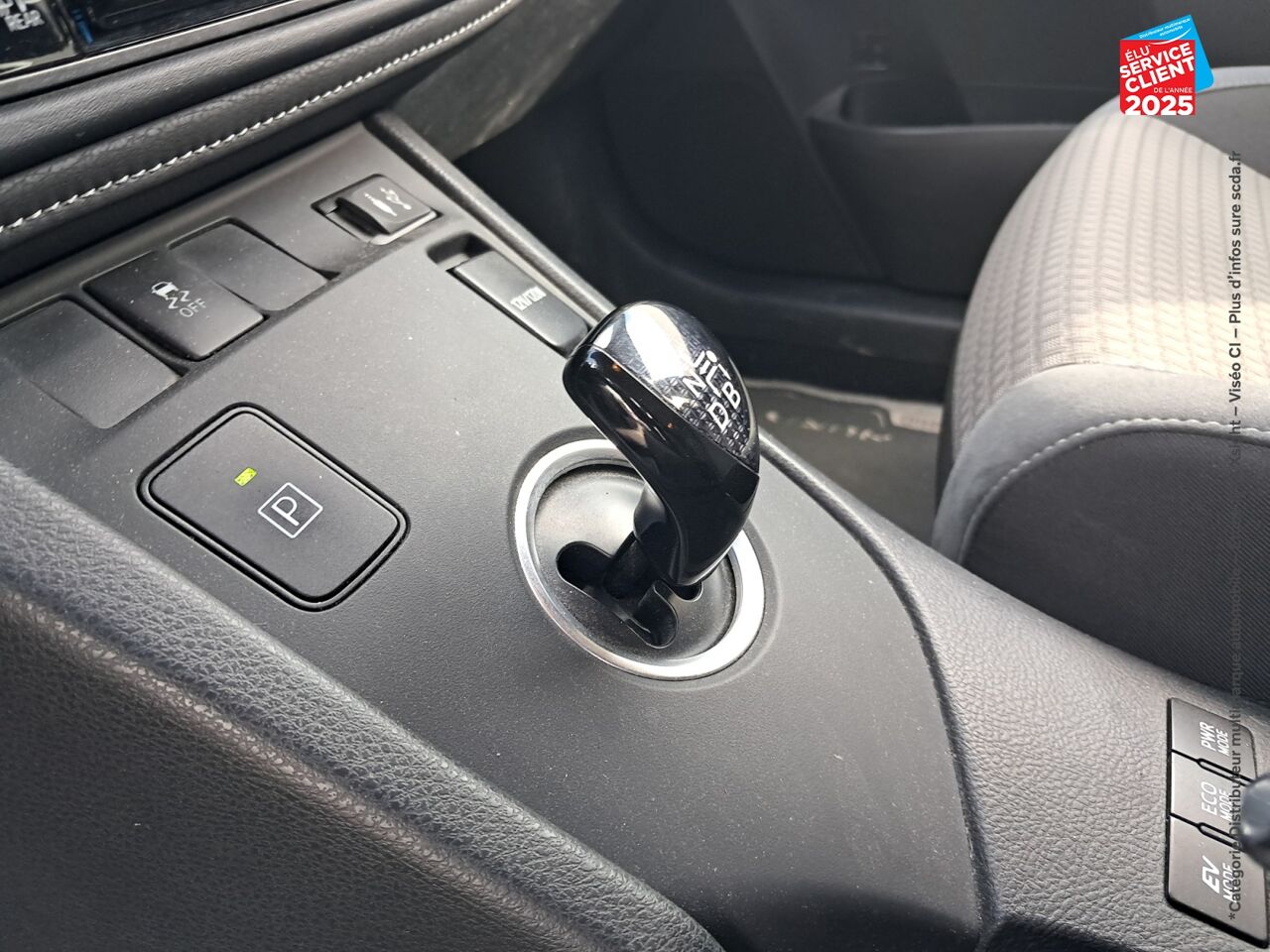 Véhicule d'occasion TOYOTA AURIS TOURING SPORTS HSD 136H TECHNOLINE RC18 GPS CAMERA chez Toyota Forbach