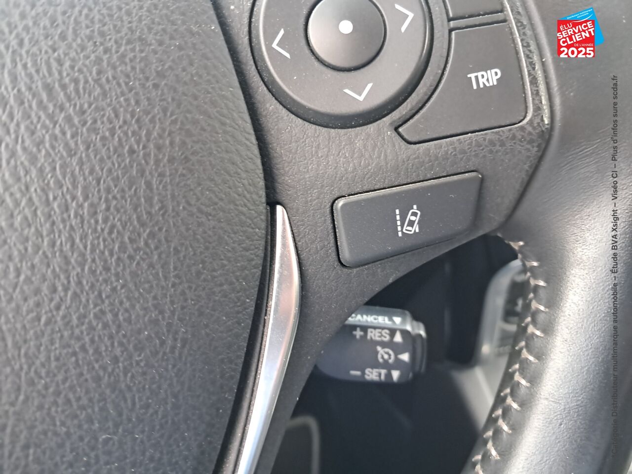 Véhicule d'occasion TOYOTA AURIS TOURING SPORTS HSD 136H TECHNOLINE RC18 GPS CAMERA chez Toyota Forbach