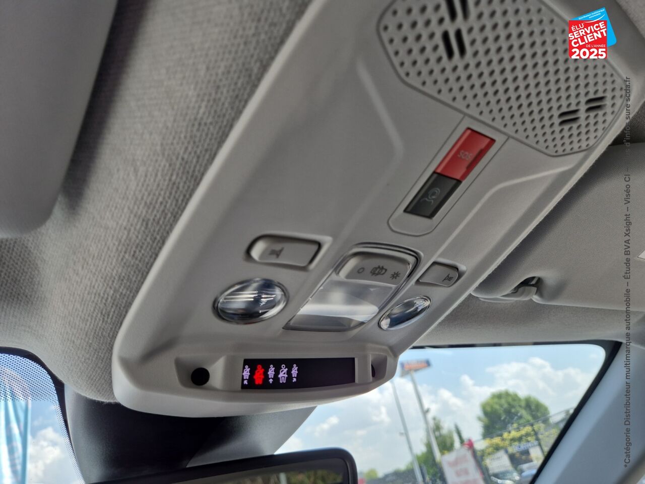 Véhicule d'occasion CITROEN C4 PURETECH 130CH S/S SHINE EAT8 SIEGES CHAUF GPS CAMERA chez Toyota Bar le Duc