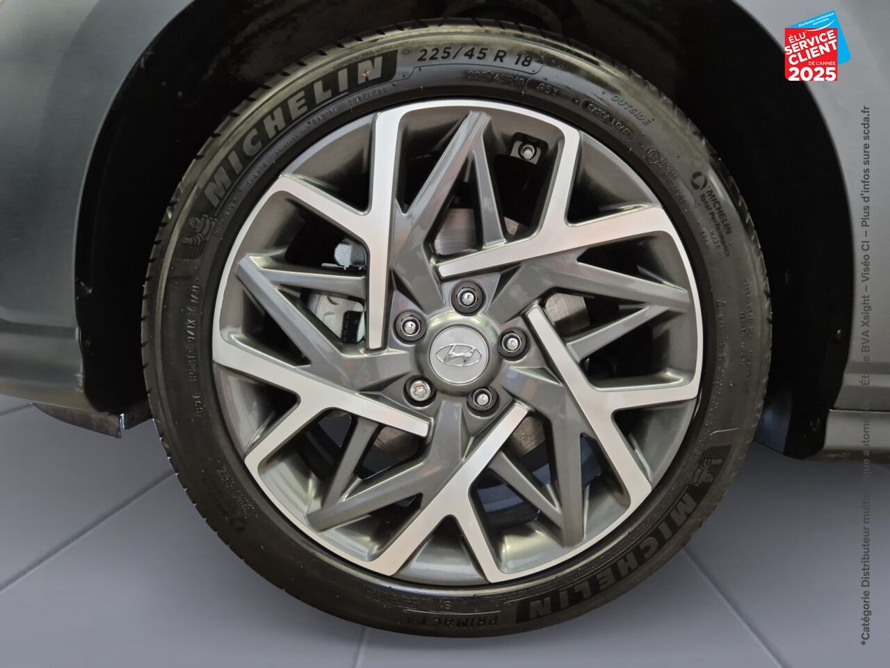Véhicule d'occasion HYUNDAI KONA 1.6 GDI 141CH HYBRID EXECUTIVE DCT-6 chez Hyundai Epernay