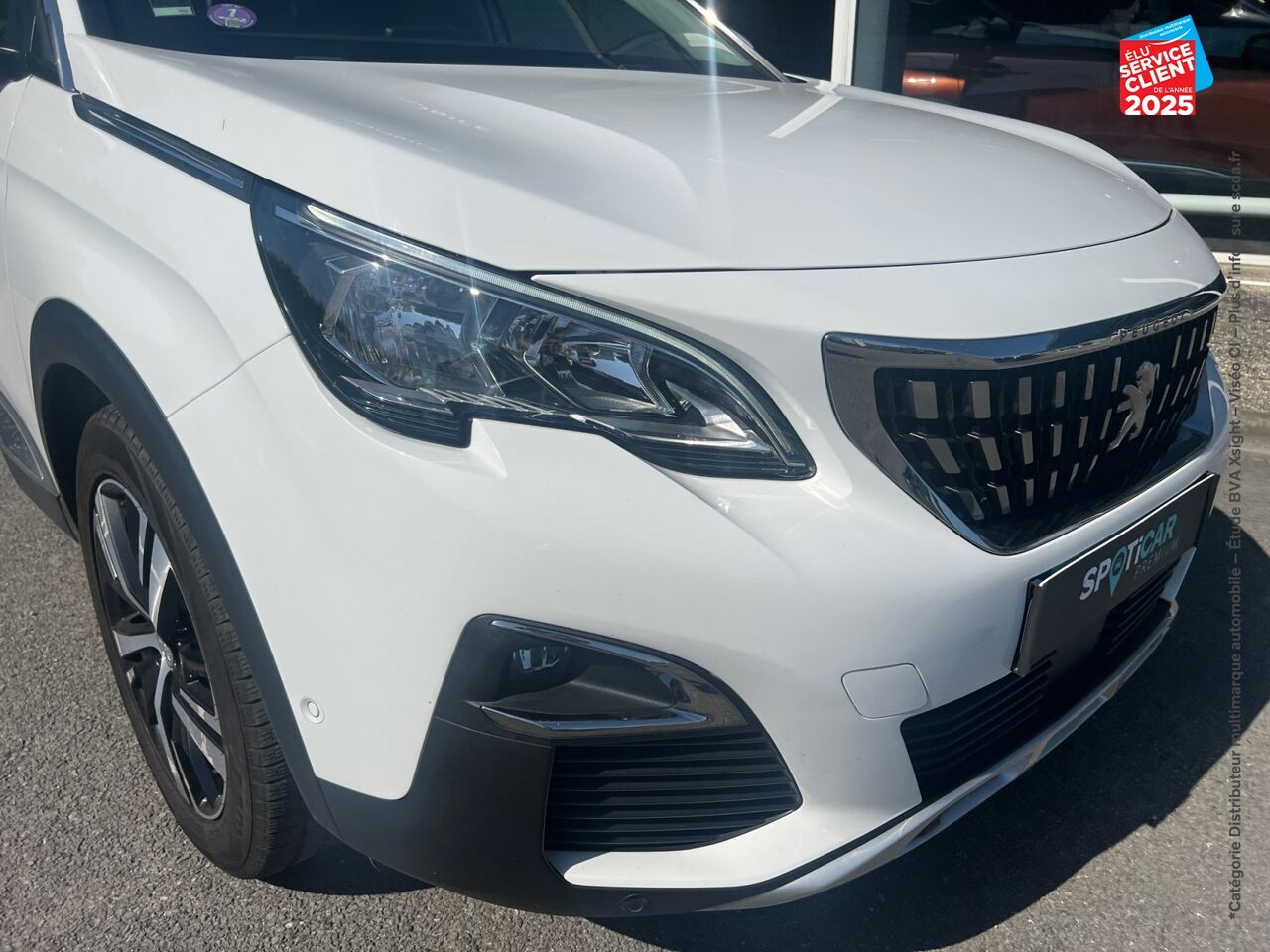 Véhicule d'occasion PEUGEOT 3008 1.2 PURETECH 130CH ALLURE SS chez Opel Verdun