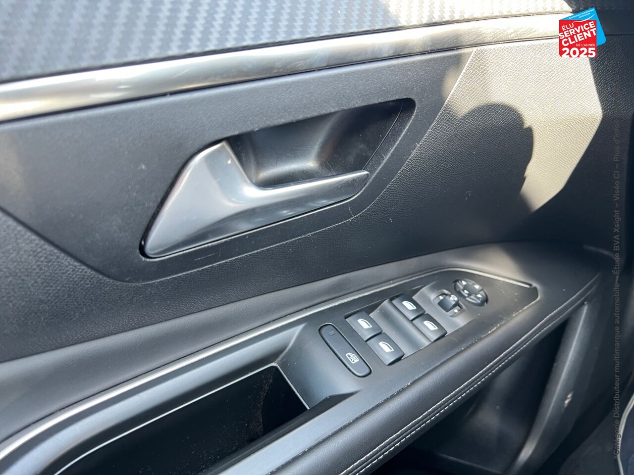 Véhicule d'occasion PEUGEOT 3008 1.2 PURETECH 130CH ALLURE SS chez Opel Verdun