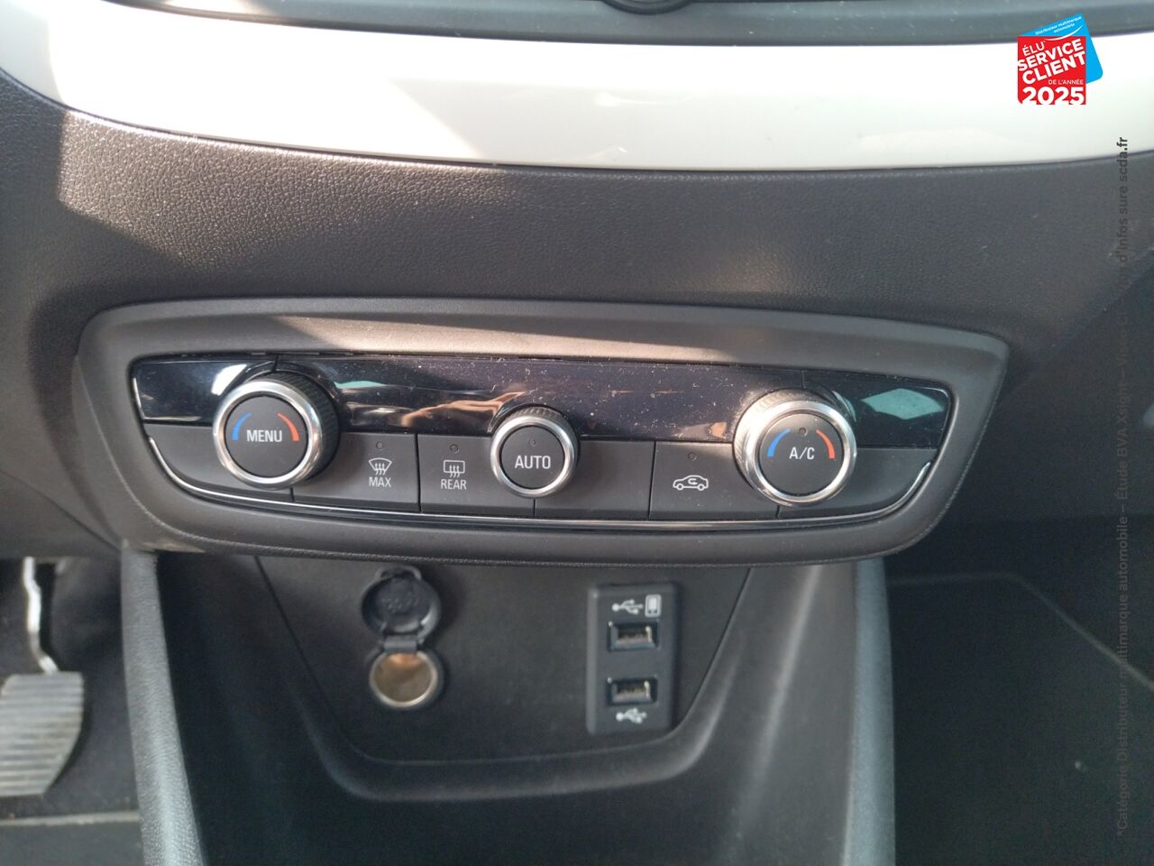 Véhicule d'occasion OPEL CROSSLAND X 1.2 TURBO 110CH OPEL 2020 6CV chez Opel Bar le Duc