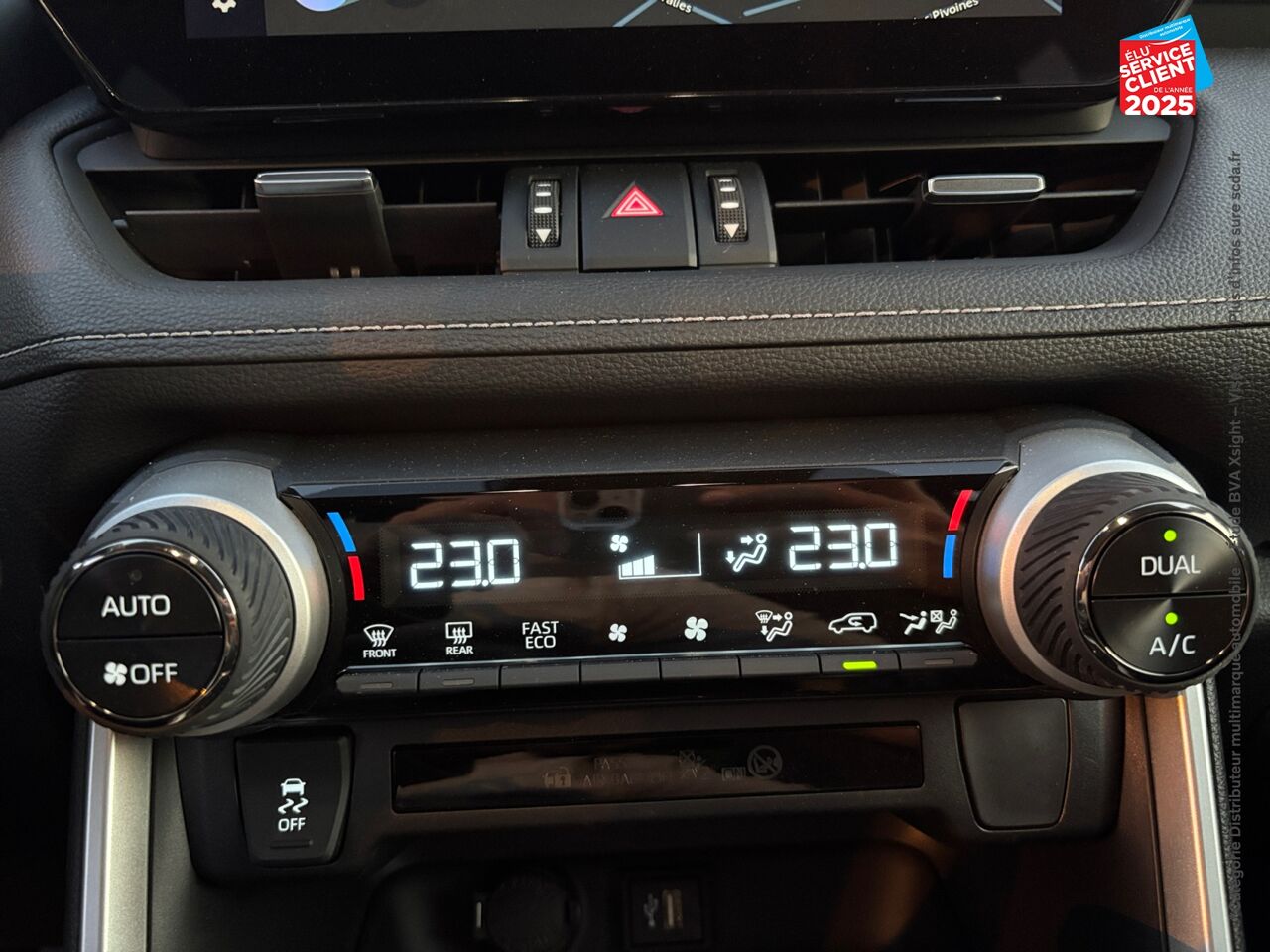 Véhicule d'occasion TOYOTA RAV4 2.5 HYBRIDE 222CH DYNAMIC AWD-I MY24 chez Toyota Sarreguemines