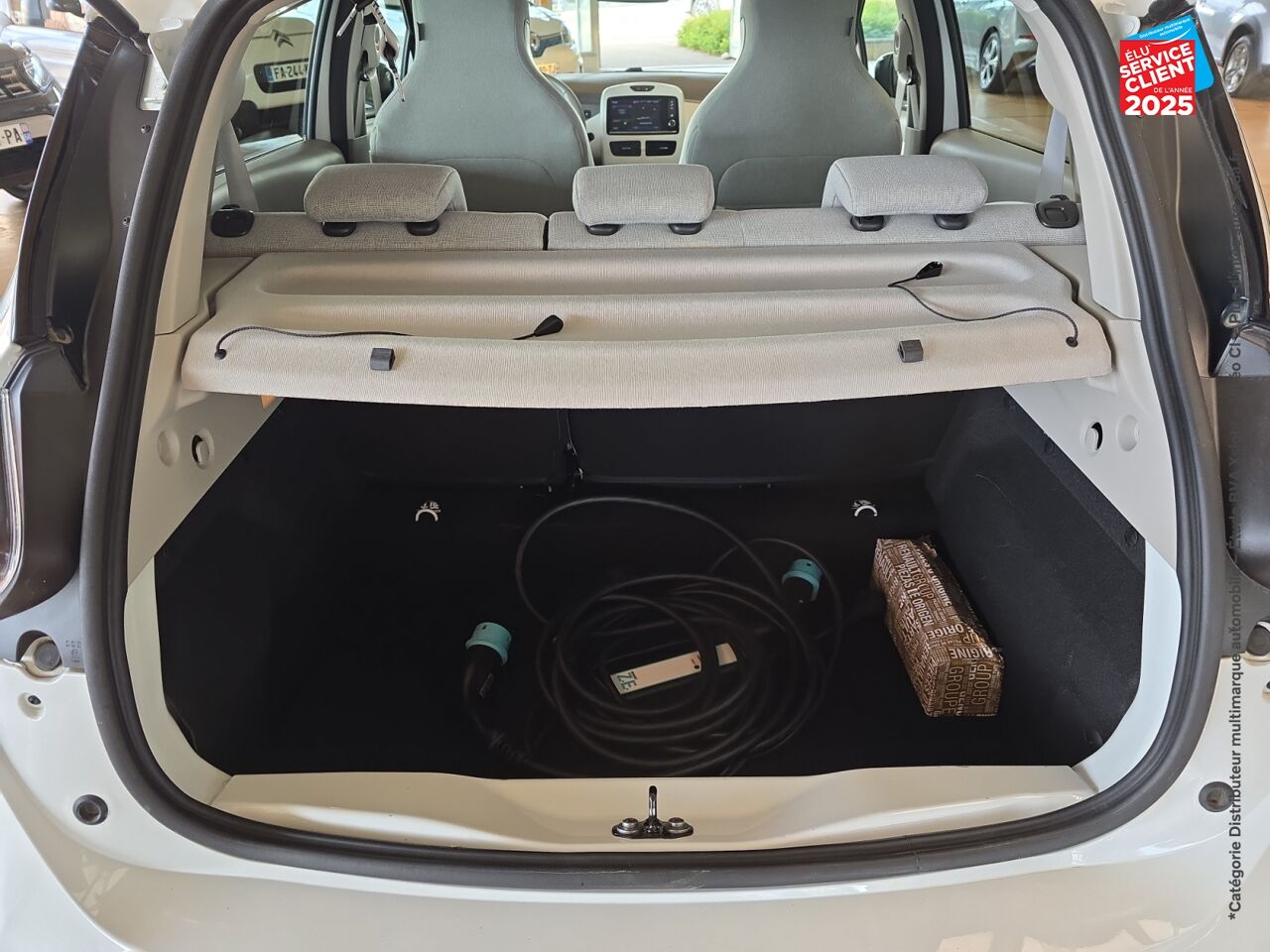 Véhicule d'occasion RENAULT ZOE ZEN CHARGE NORMALE R90 MY19 chez Renault Colmar
