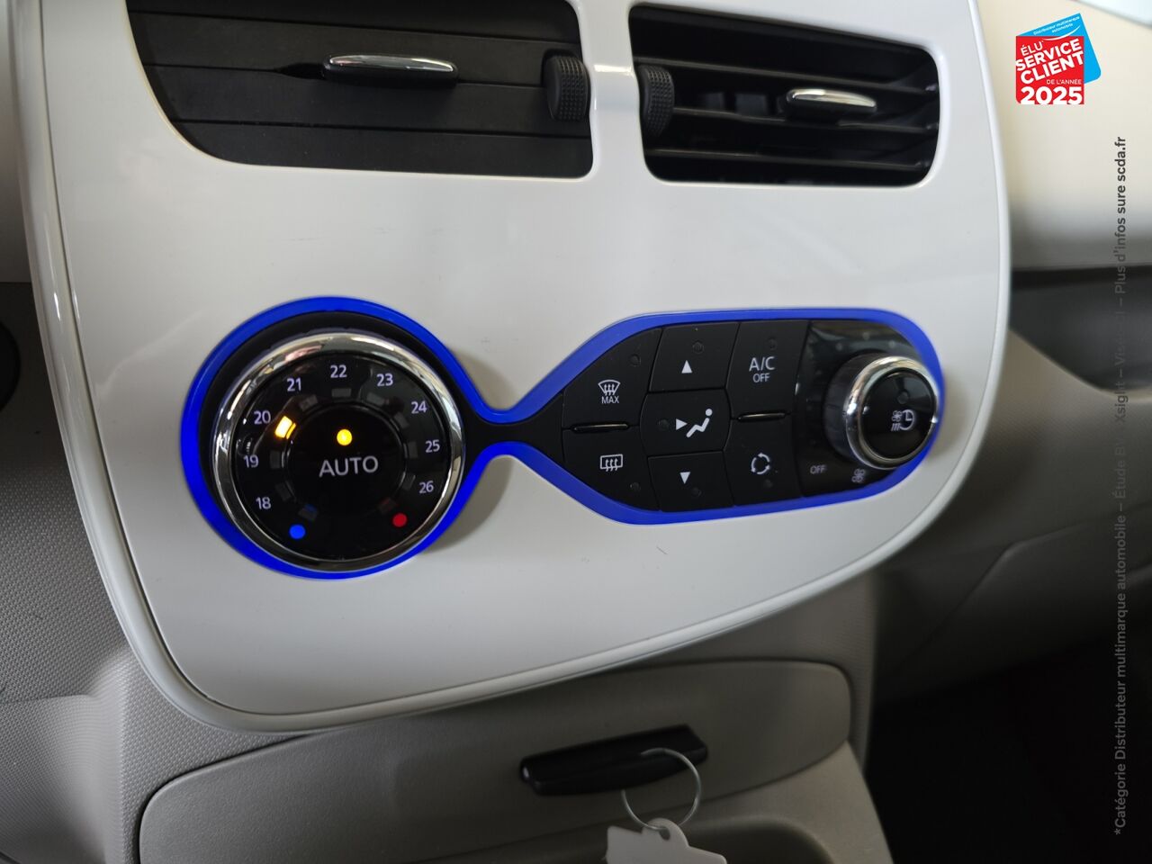 Véhicule d'occasion RENAULT ZOE ZEN CHARGE NORMALE R90 MY19 chez Renault Colmar