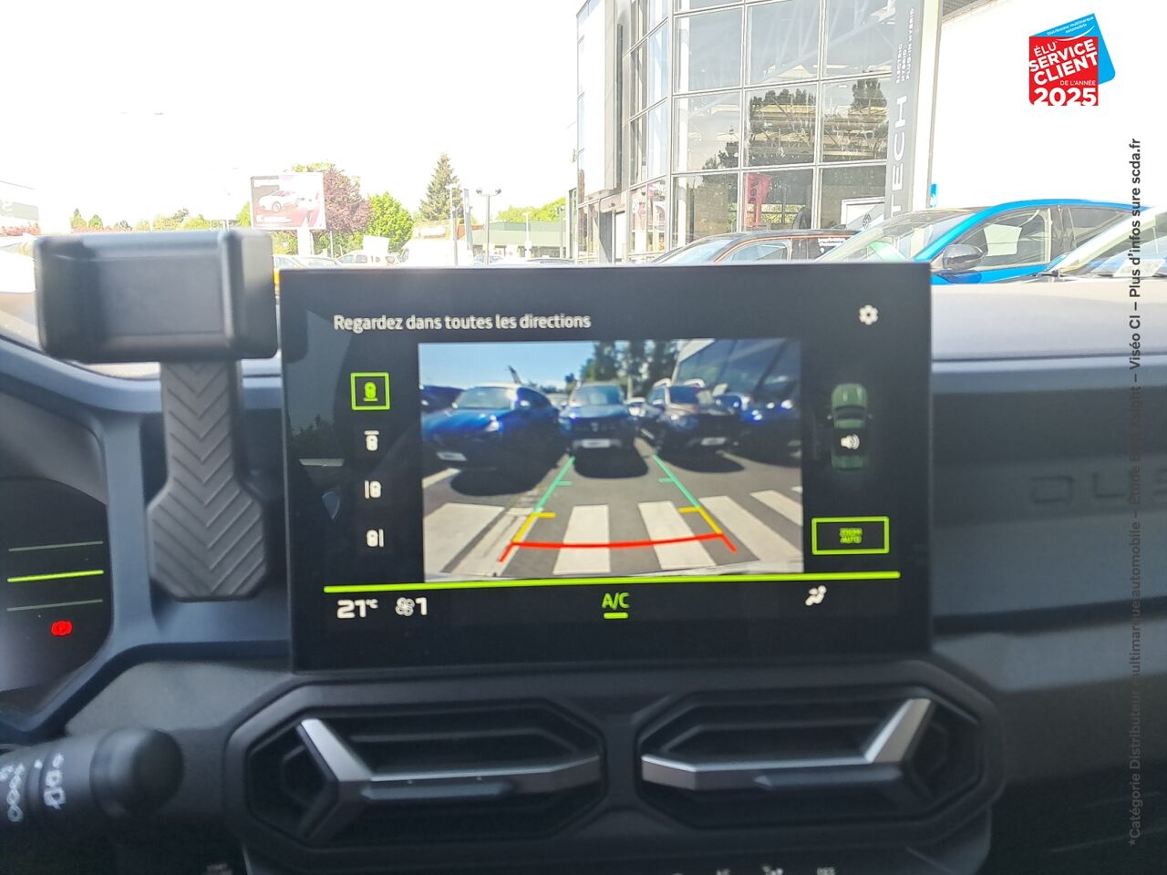 Véhicule d'occasion DACIA DUSTER 1.6 HYBRID 140CH JOURNEY 4X2 CAMERA chez Renault Sélestat