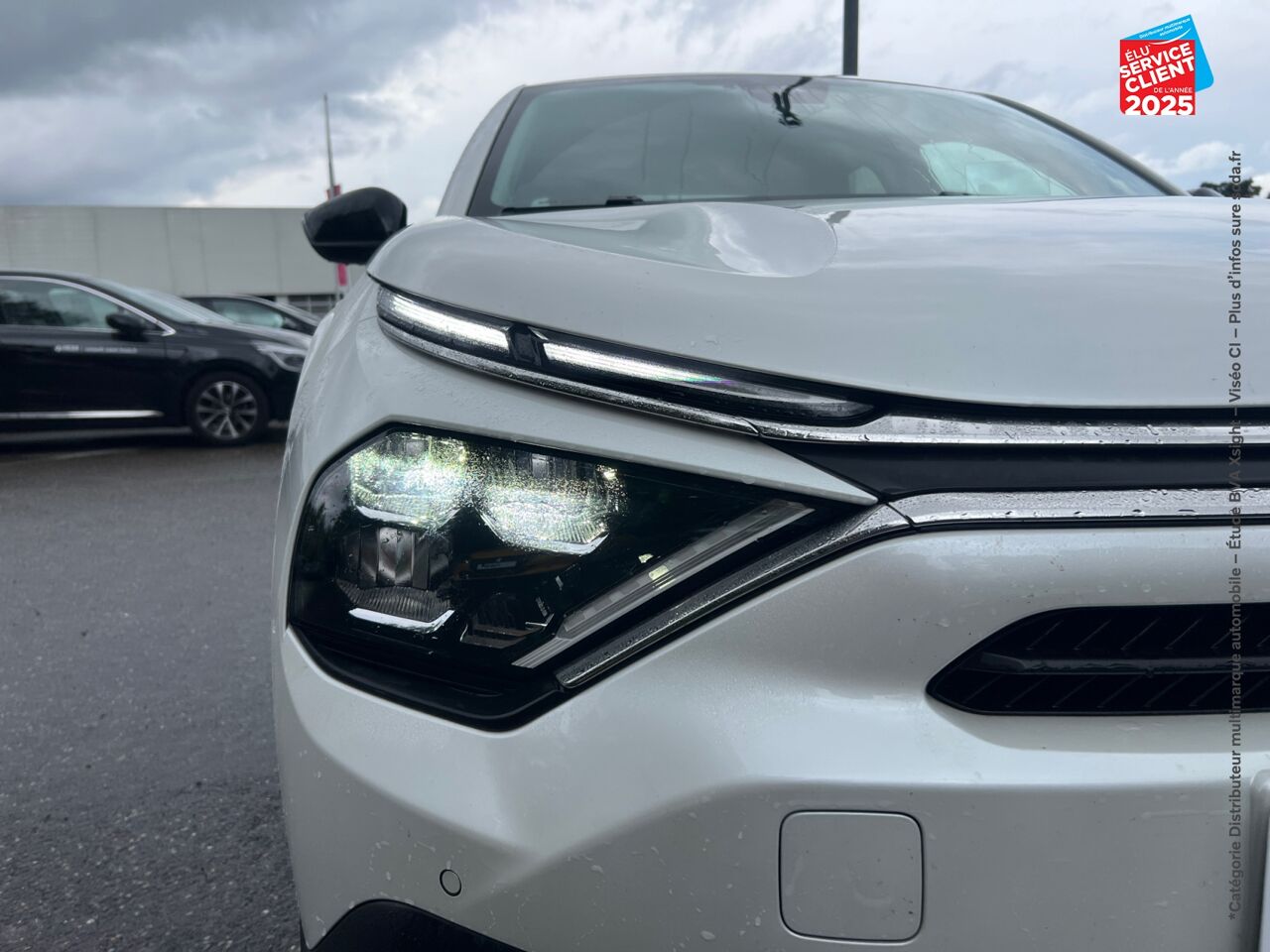 Véhicule d'occasion CITROEN C4 X PURETECH 130CH S/S SHINE PACK EAT8 GPS CAMERA ATTELAGE chez HESS Automobile