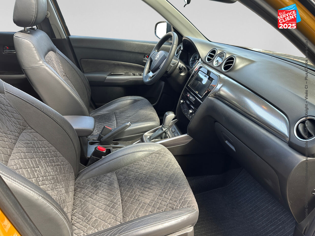 Véhicule d'occasion SUZUKI VITARA 1.4 BOOSTERJET HYBRID 129CH STYLE AUTO TOUVRANT chez Opel Saint-Dizier