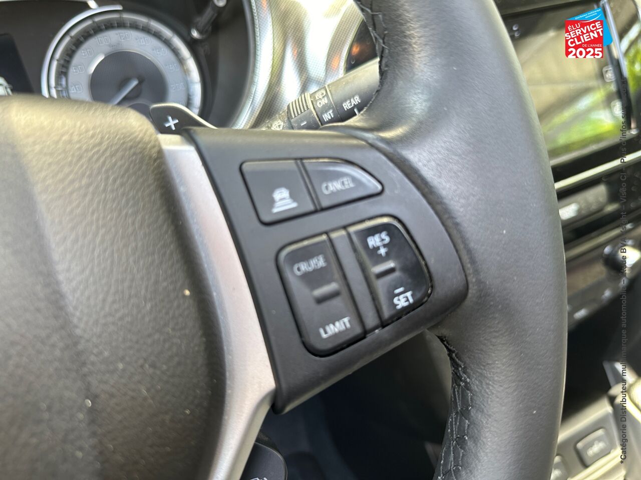 Véhicule d'occasion SUZUKI VITARA 1.4 BOOSTERJET HYBRID 129CH STYLE AUTO TOUVRANT chez Opel Saint-Dizier