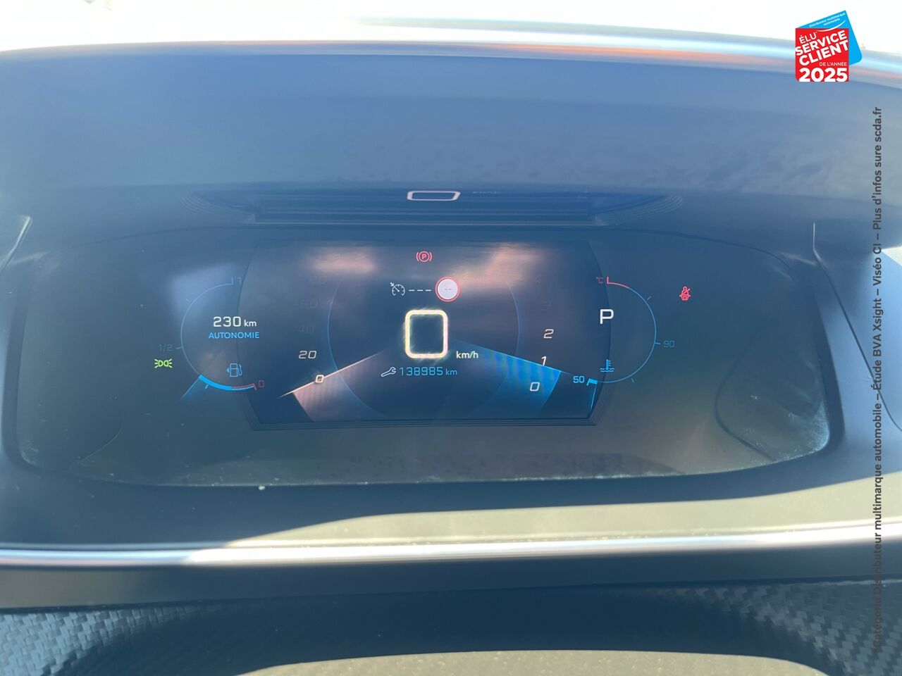 Véhicule d'occasion PEUGEOT 2008 1.2 PURETECH 130CH SS GT LINE EAT8 7CV chez Hyundai Epernay