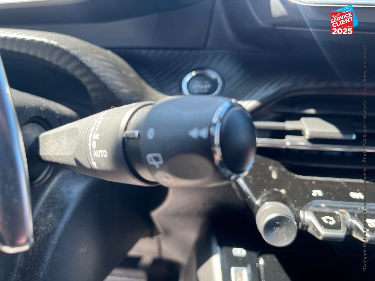 Véhicule d'occasion PEUGEOT 2008 1.2 PURETECH 130CH SS GT LINE EAT8 7CV chez Hyundai Epernay