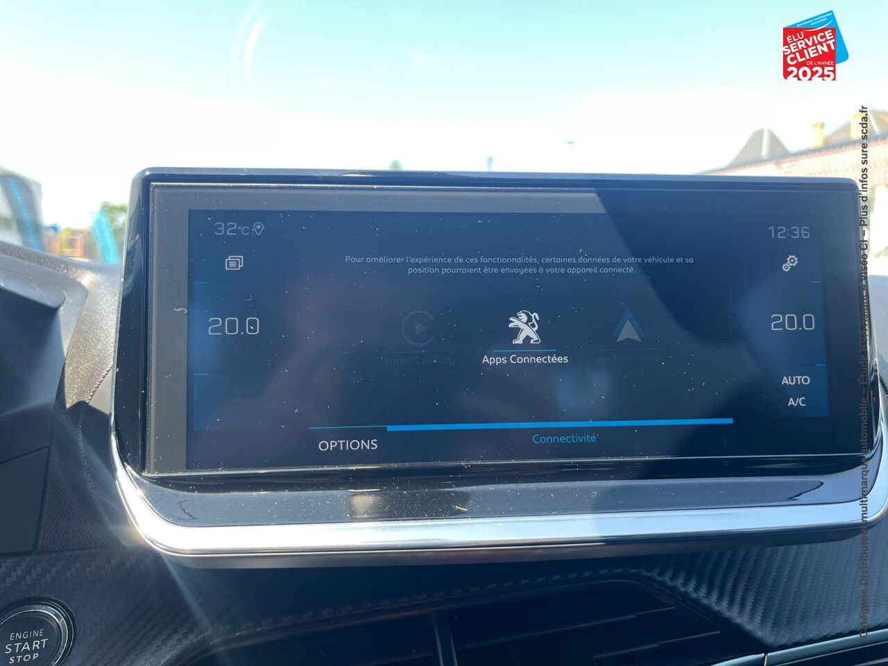 Véhicule d'occasion PEUGEOT 2008 1.2 PURETECH 130CH SS GT LINE EAT8 7CV chez Hyundai Epernay