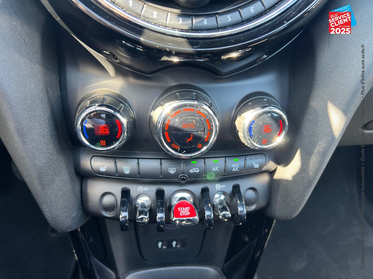 Véhicule d'occasion MINI MINI COOPER D 116CH HEDDON STREET TOUVRANT SIEGE CHAUF GPS chez Toyota Thionville