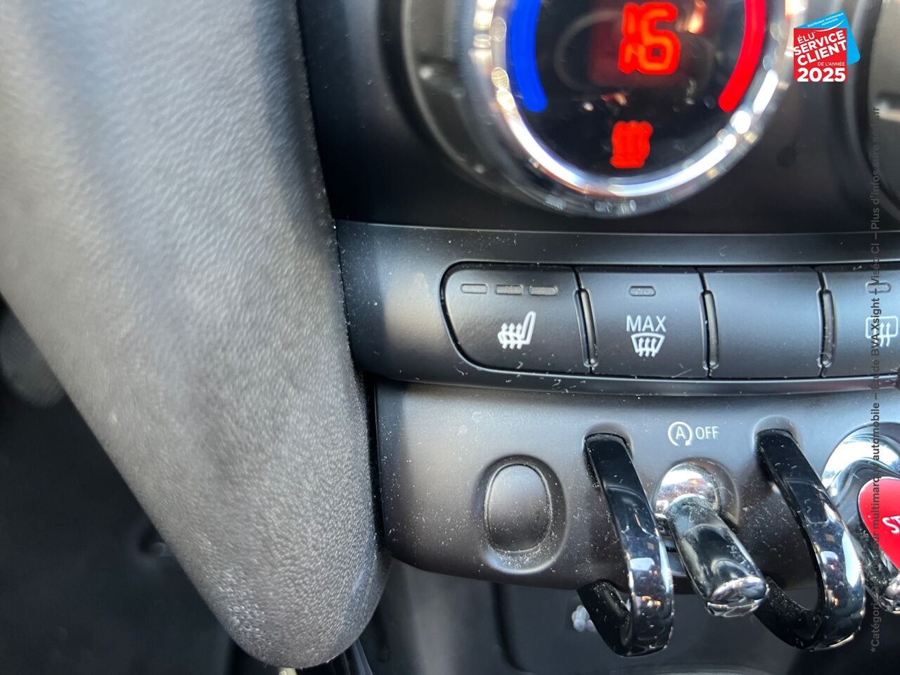 Véhicule d'occasion MINI MINI COOPER D 116CH HEDDON STREET TOUVRANT SIEGE CHAUF GPS chez Toyota Thionville