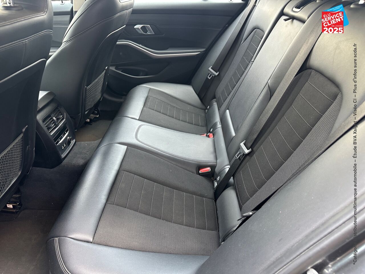 Véhicule d'occasion BMW SERIE 3 TOURING 320DA MH 190CH BUSINESS DESIGN chez BMW Lons le Saunier