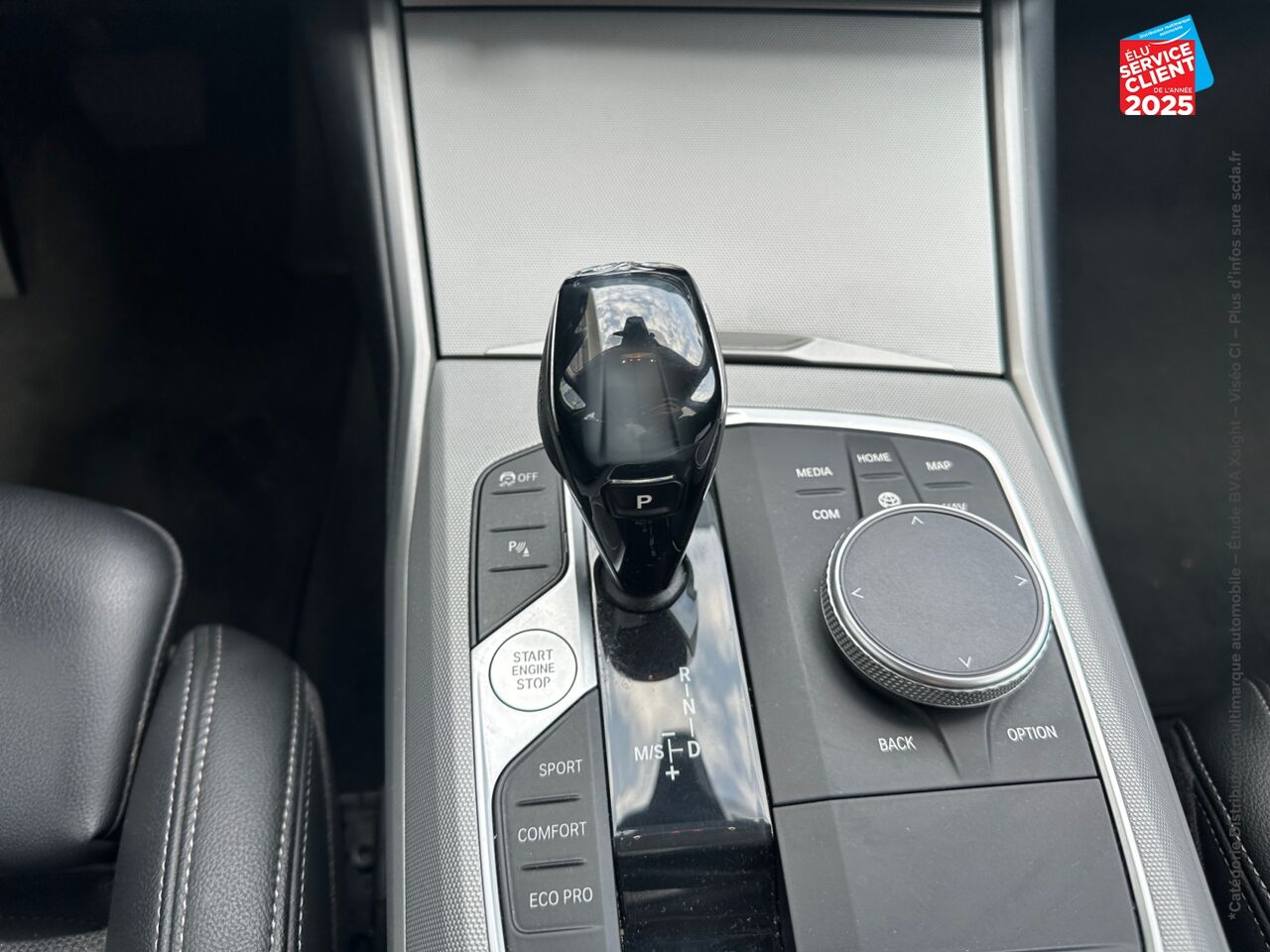 Véhicule d'occasion BMW SERIE 3 TOURING 320DA MH 190CH BUSINESS DESIGN chez BMW Lons le Saunier