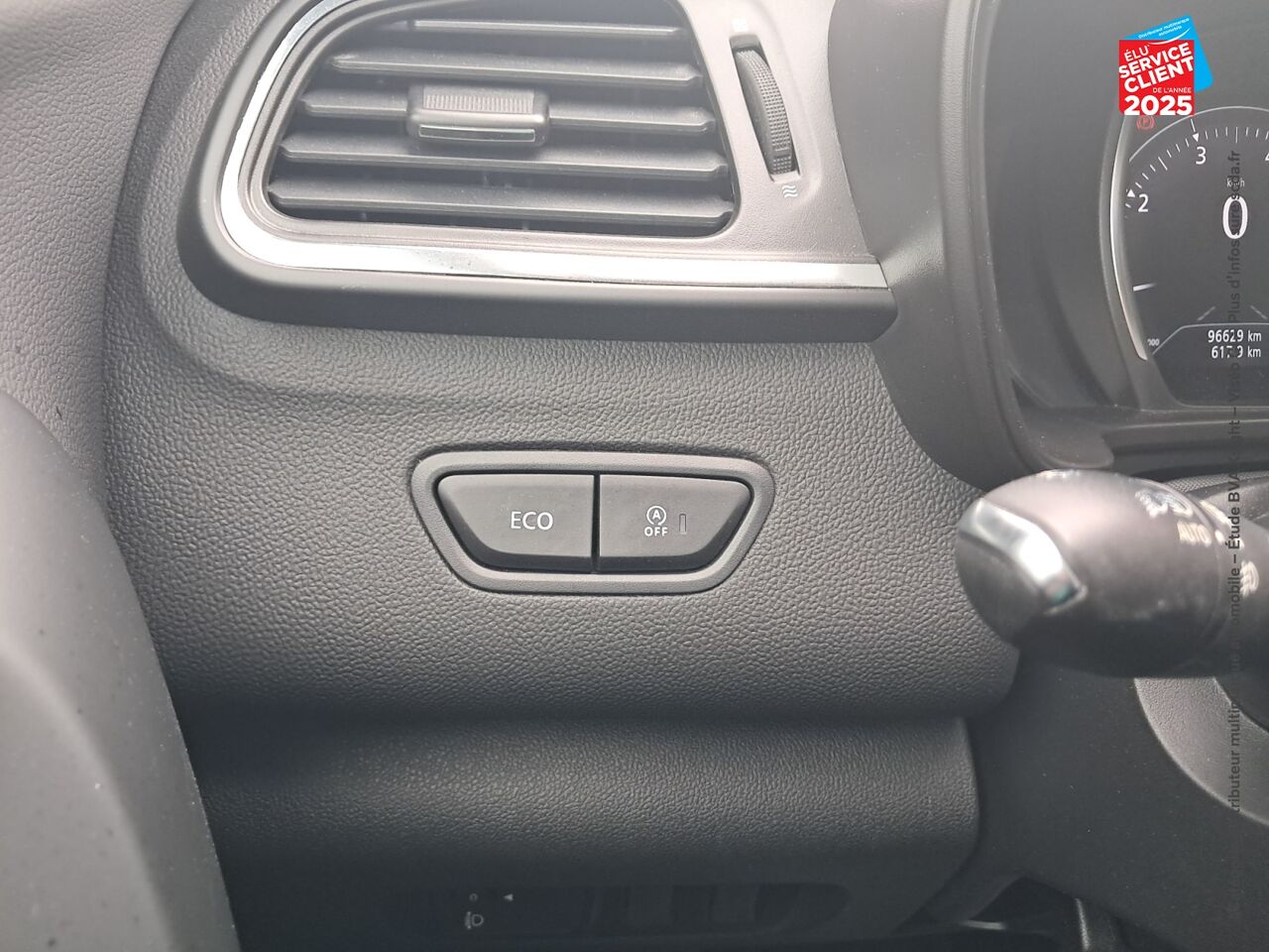 Véhicule d'occasion RENAULT KADJAR 1.3 TCE 140CH FAP BUSINESS EDC chez Hyundai Epernay
