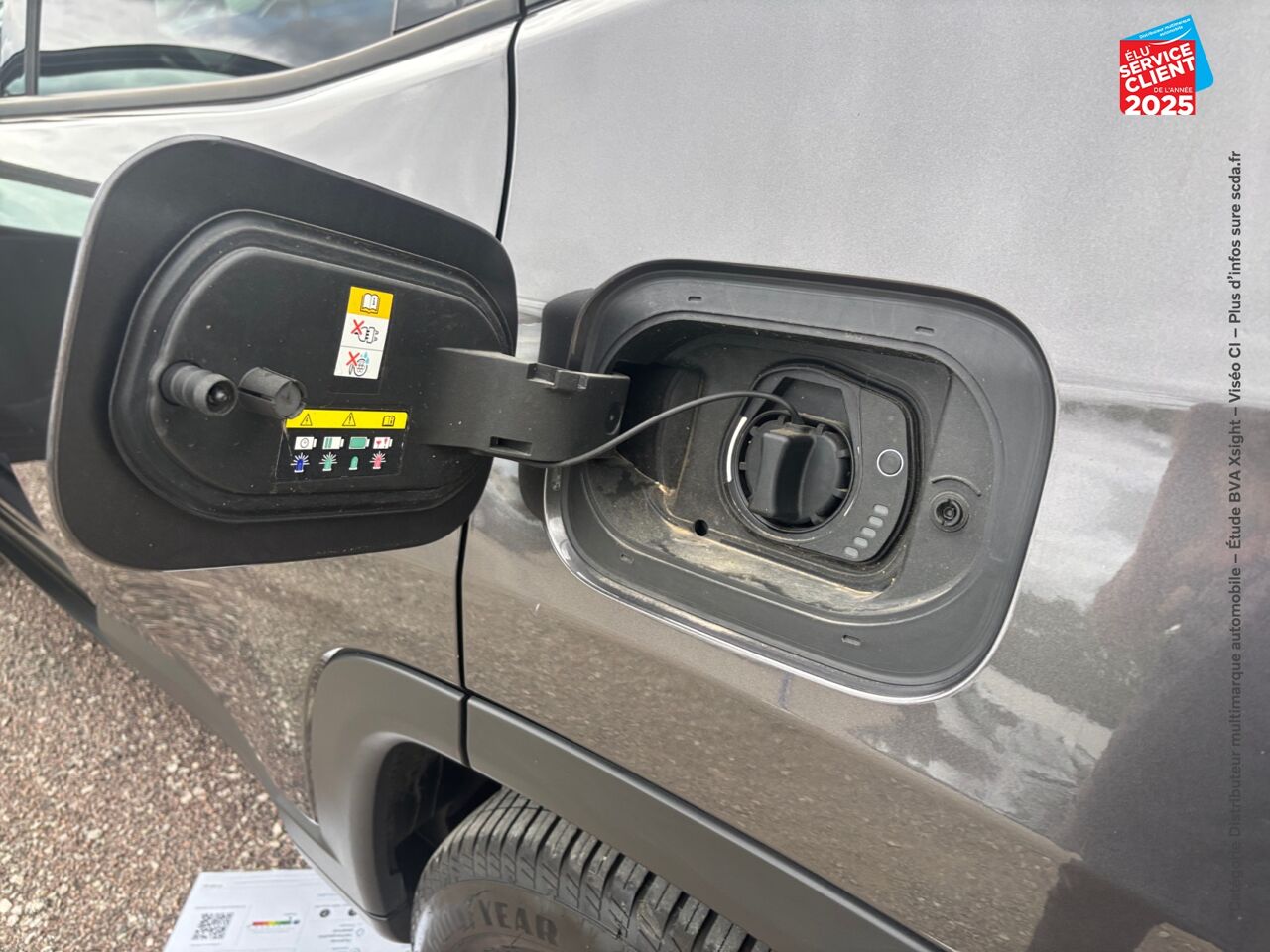 Véhicule d'occasion JEEP COMPASS 1.3 GSE T4 240CH TRAILHAWK 4XE PHEV AT6 chez Toyota Thionville