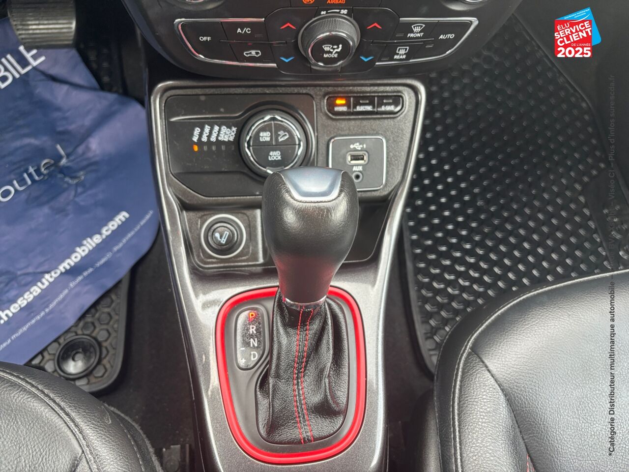 Véhicule d'occasion JEEP COMPASS 1.3 GSE T4 240CH TRAILHAWK 4XE PHEV AT6 chez Toyota Thionville