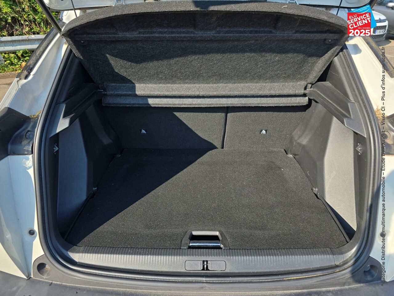 Véhicule d'occasion PEUGEOT 2008 1.5 BLUEHDI 130CH SS GT LINE EAT8 7CV chez Renault Colmar
