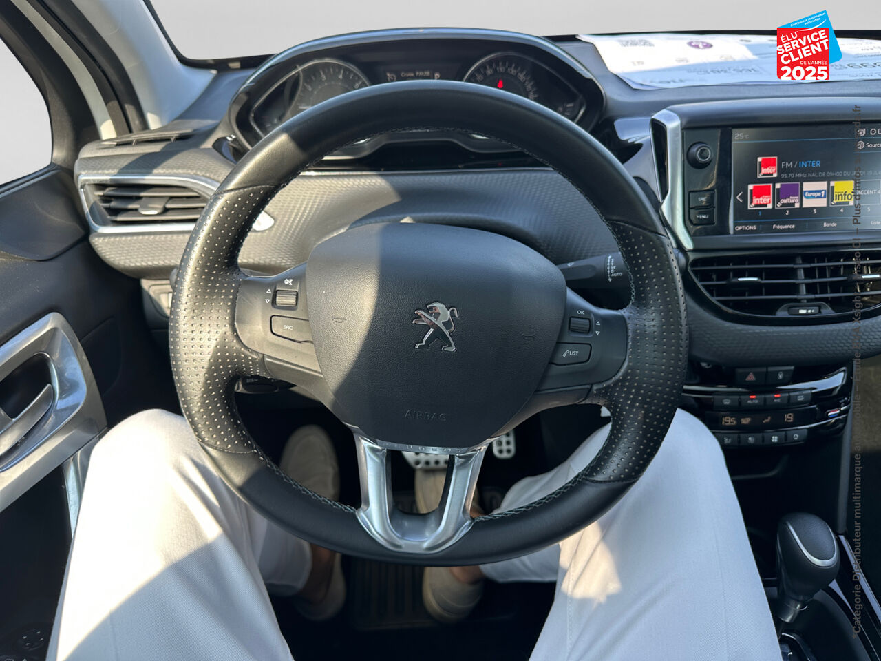 Véhicule d'occasion PEUGEOT 2008 1.2 PURETECH 110CH CROSSWAY S/S EAT6 CAMERA chez Toyota Bar le Duc