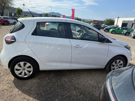 RENAULT ZOE LIFE CHARGE...