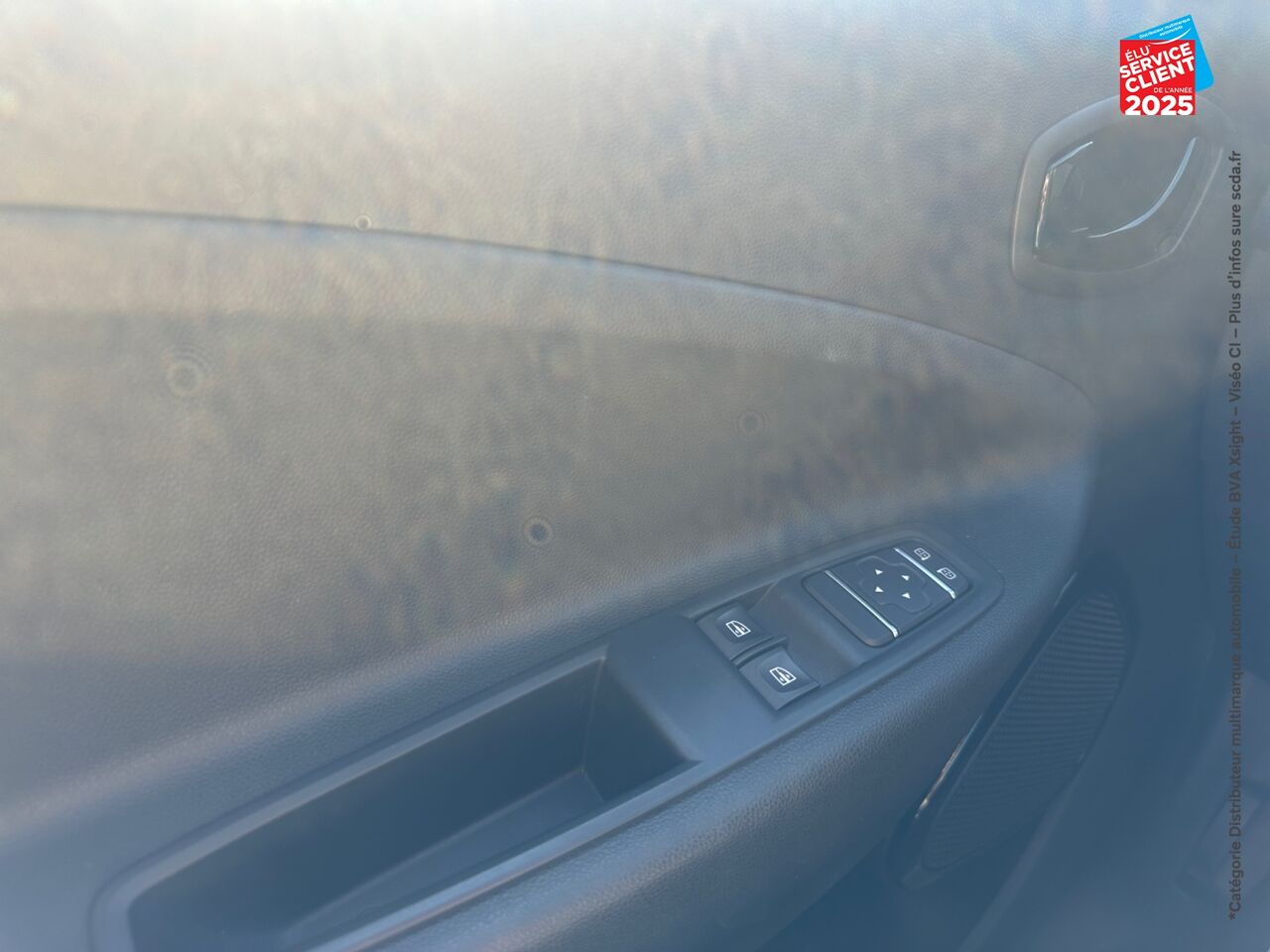 Véhicule d'occasion RENAULT ZOE LIFE CHARGE NORMALE R110 chez Renault Sélestat