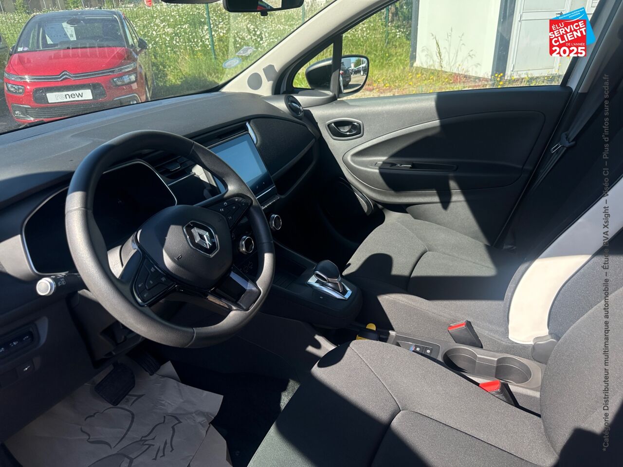 Véhicule d'occasion RENAULT ZOE LIFE CHARGE NORMALE R110 chez Renault Sélestat