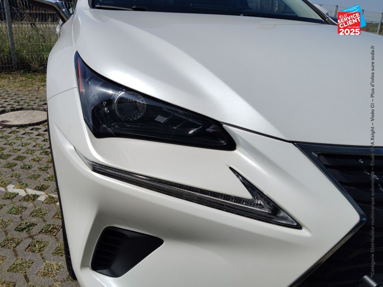 Véhicule d'occasion LEXUS NX 300H 4WD PACK MM19 chez Renault Saint-Louis