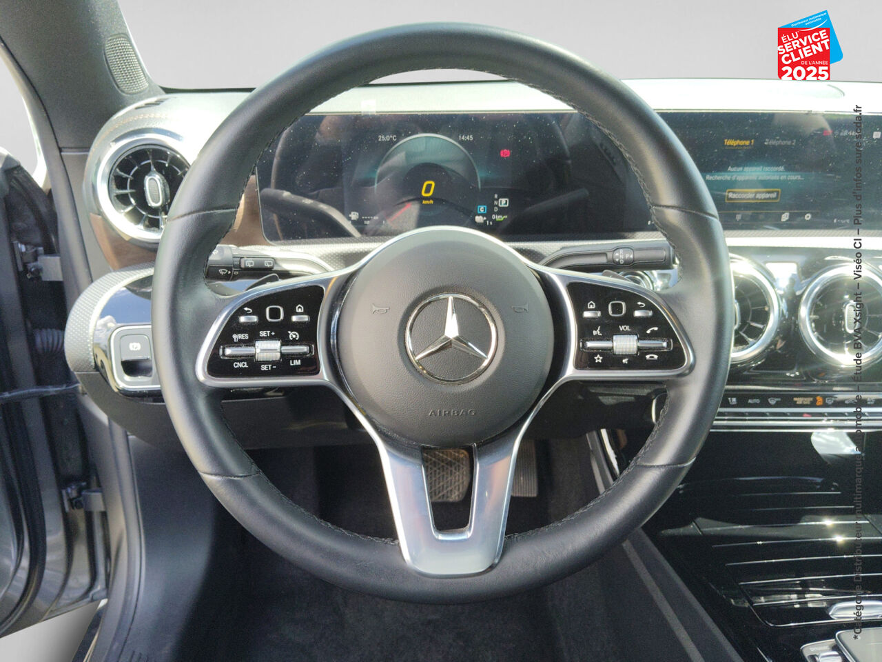Véhicule d'occasion MERCEDES-BENZ CLA SHOOTING BRAKE 250 E 160+102CH PROGRESSIVE LINE 8G-DCT chez Volvo Epernay