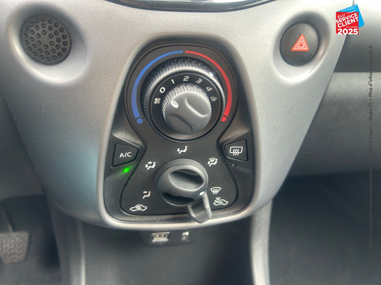 Véhicule d'occasion TOYOTA AYGO 1.0 VVT-I 69CH X-PLAY 5P chez Renault Sélestat